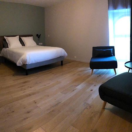 ホテル Le Trianon D'Yss イソワール エクステリア 写真